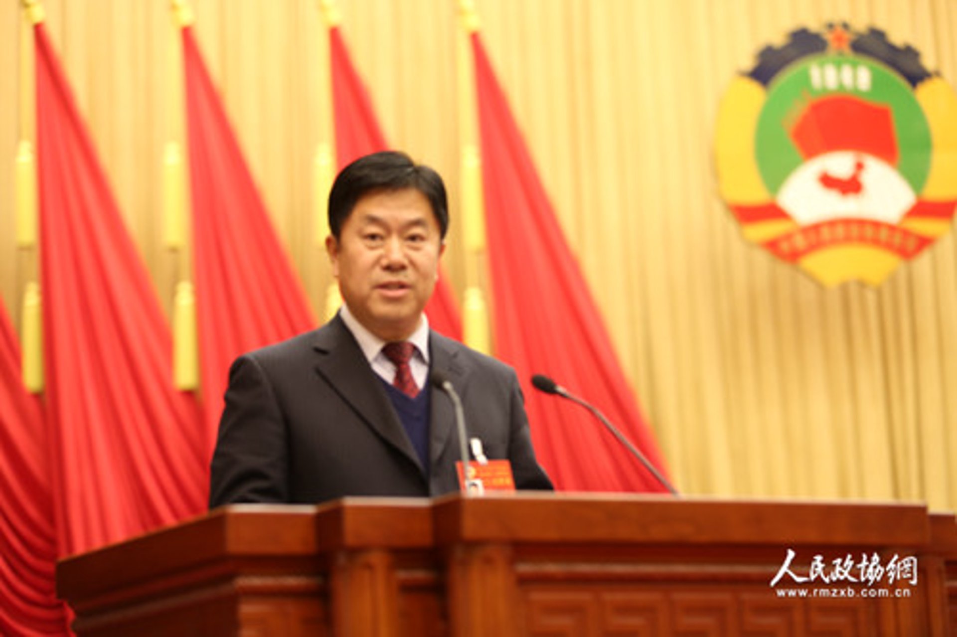 东聚商贸
